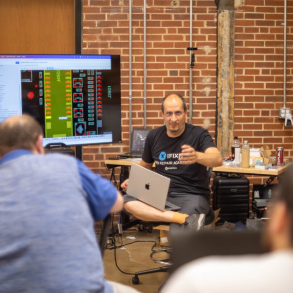 iFixit Pro Repair Academy USA David Lecomte